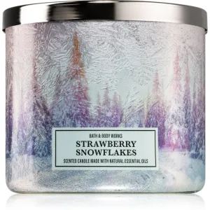 Bath & Body Works Strawberry Snowflakes bougie parfumée 411 g