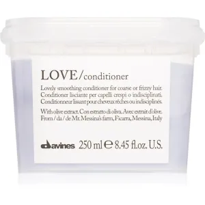 Davines Essential Haircare LOVE Smoothing Conditioner après-shampooing lissant pour cheveux indisciplinés et frisottis 250 ml