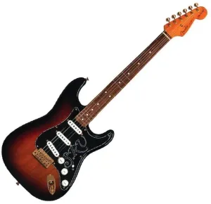 Fender Stevie Ray Vaughan Stratocaster PF 3-Tone Sunburst #1637