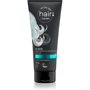 OnlyBio Hair Of The Day après-shampoing nettoyant pour cheveux bouclés et frisés indisciplinés 200 ml